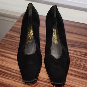 Salvatore Ferragamo Italy Super Cute 💕